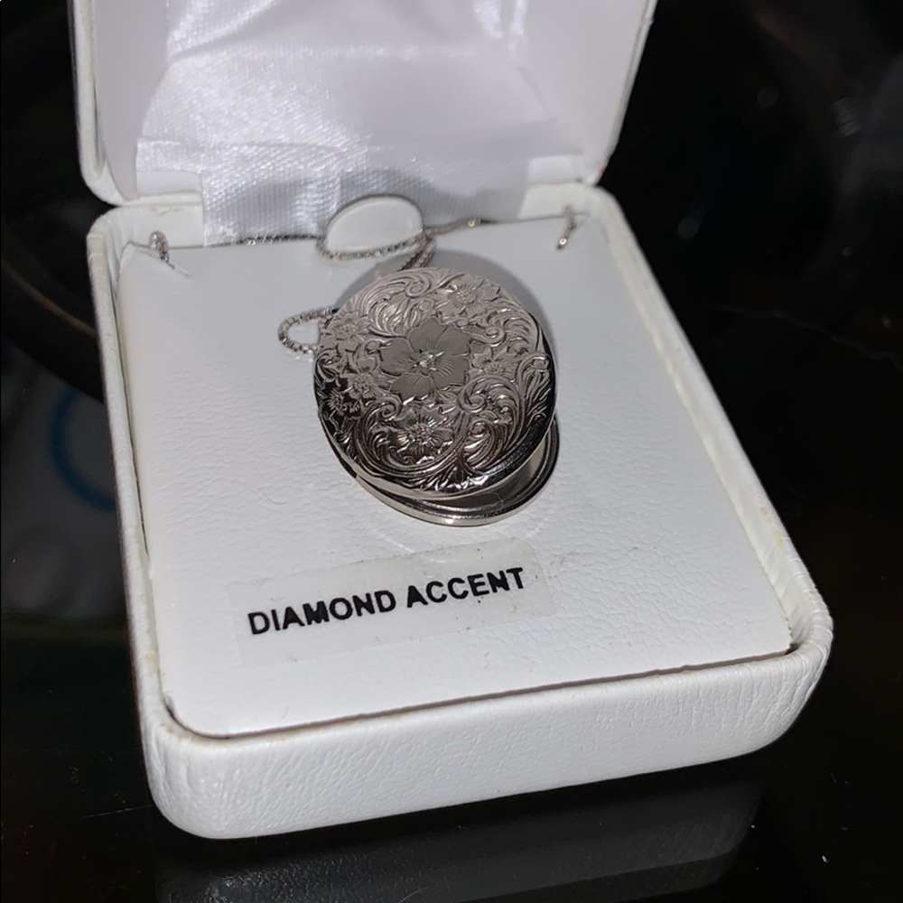 Oval Locket with diamond accent